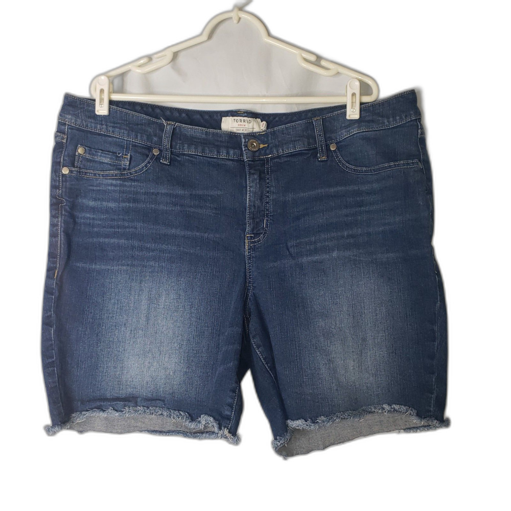 Torrid Denim First At Fit Denim Jean Jeans Cut Off Shorts Womens Plus Size 20